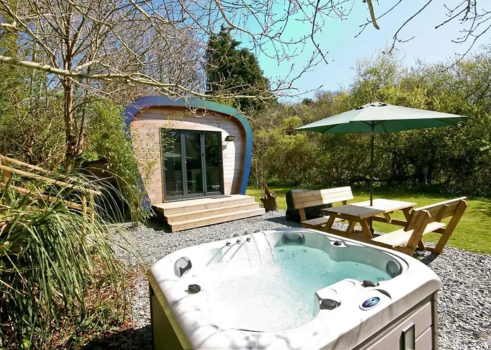 Sunridge Ecopod With Private Hot Tub