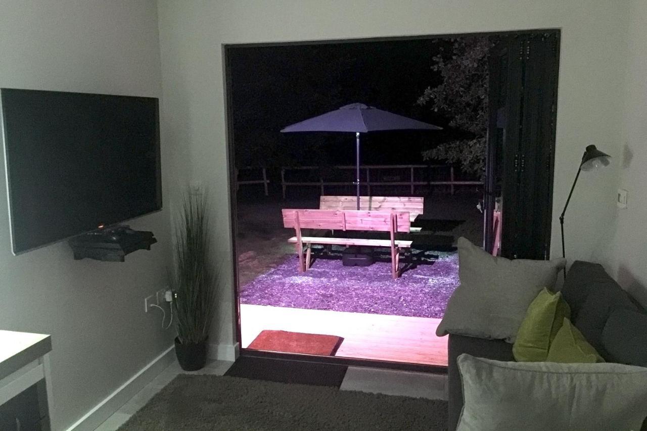 Sunridge Ecopod With Private Hot Tub Apartment Plymouth