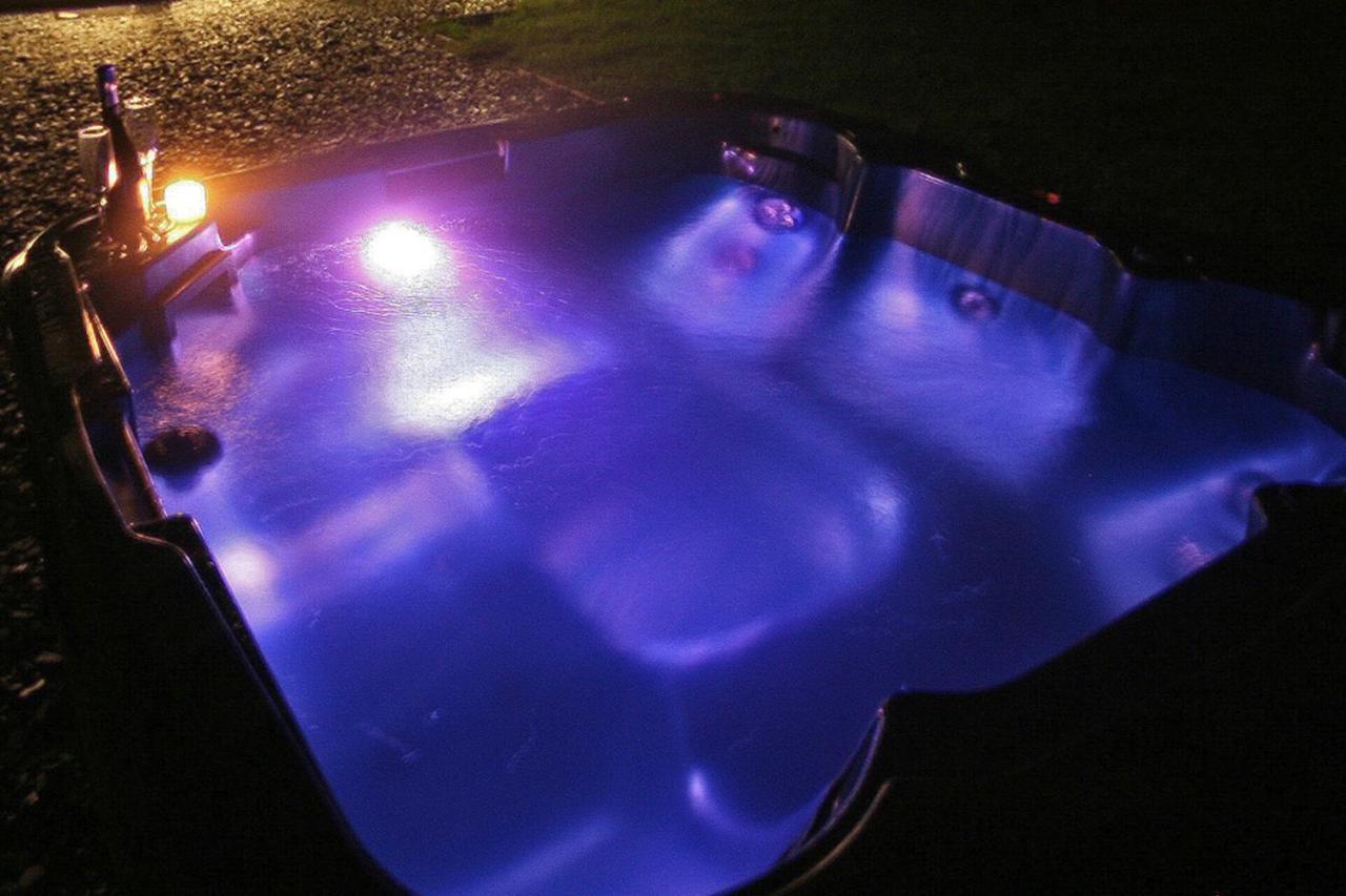 Sunridge Ecopod With Private Hot Tub Apartment *